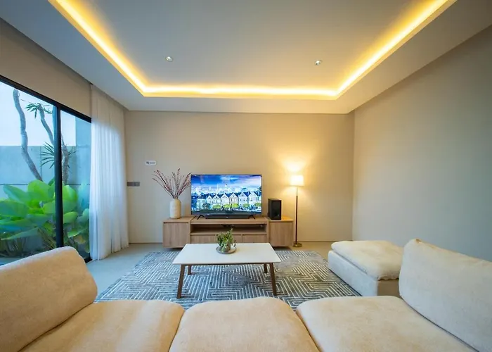 Villa 3 Bedrooms Canvas